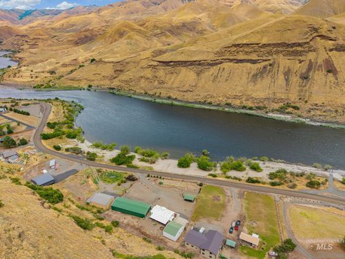 31018 Snake River Rd, Asotin, WA, 99402-9501 | Card Image