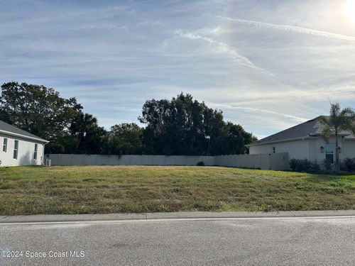 4315 Negal Cir, MELBOURNE, FL, 32901-8438 | Card Image