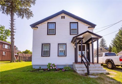 4 Fulton St, Mohawk, NY, 13407-1117 | Card Image