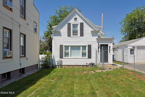 81 Adams Ave, Cohoes, NY, 12047-3501 | Card Image