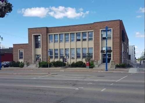 {{alt}} | Card Image