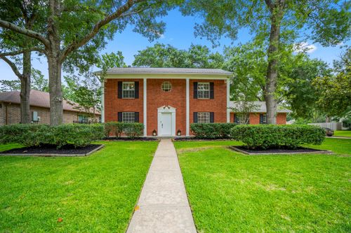 17122 Yeoman Way, Crosby, TX, 77532-4109 | Card Image