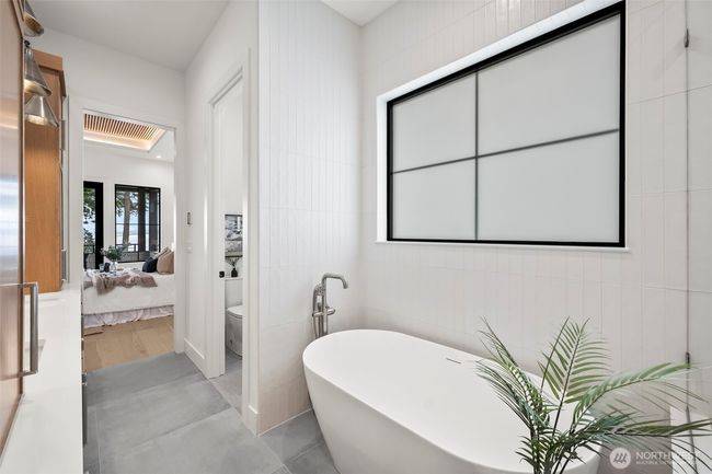 7402 Soundview Dr, House other with 4 bedrooms, 6 bathrooms and 3 parking in Gig Harbor WA | Image 14