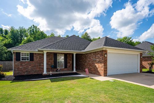 1055 French Dr, Conway, AR, 72034-9446 | Card Image