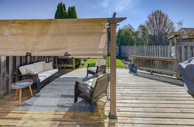 12 Gage St, House attached with 3 bedrooms, 2 bathrooms and 1 parking in Grimsby ON | Image 35