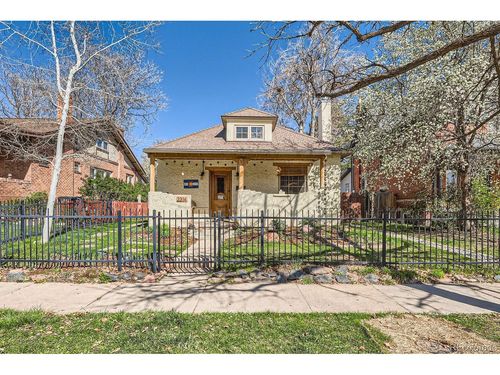 2314 Dexter St, Denver, CO, 80207-3151 | Card Image