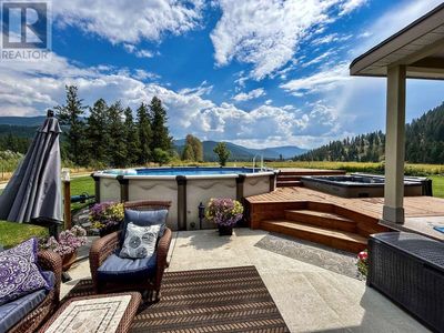 5284 Christian Valley Rd, House other with 5 bedrooms, 3 bathrooms and 2 parking in Westbridge BC | Image 3