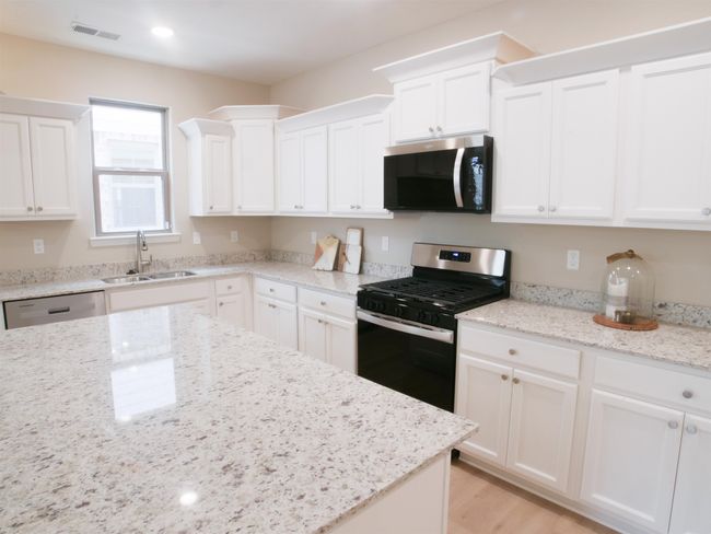 8659 Colleton Way, House other with 4 bedrooms, 3 bathrooms and null parking in Cordova TN | Image 4