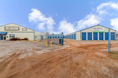 340-344 Box Elder Rd W, Box Elder, SD, 57719-9581 | Card Image