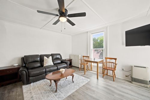 21-166 Main St, Littleton, NH, 03561-4043 | Card Image