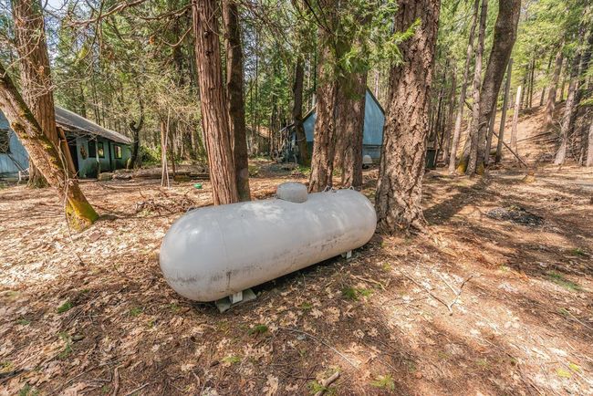 121,141 Mountain Aire Ln, House other with 2 bedrooms, 1 bathrooms and 15 parking in Trinity Center CA | Image 48