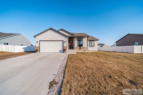 4156 N Ventura Avenue, Idaho Falls, ID, 83401 | Card Image