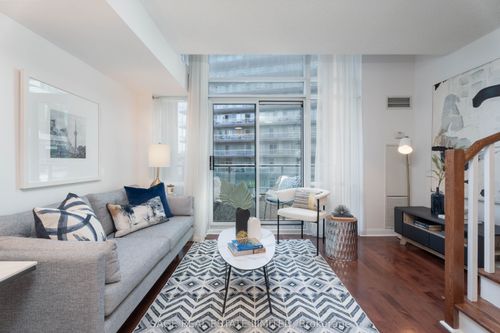 832-600 Fleet St, Toronto, ON, M5V1B7 | Card Image
