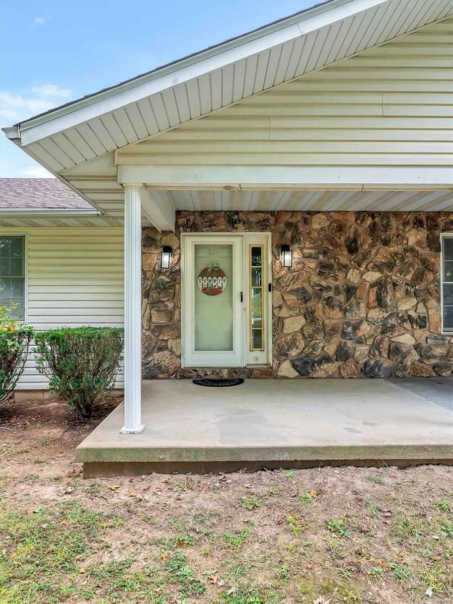 Old Springfield Rd, Bourbon, MO 65441
