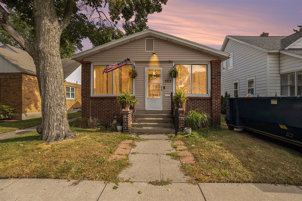 Merrill Ave, Muskegon, MI 49441