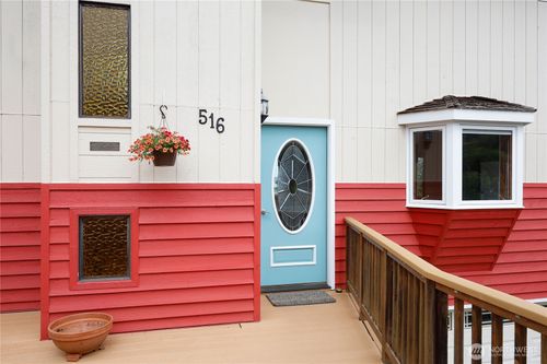 516 V St, Port Townsend, WA, 98368-3509 | Card Image