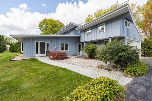 4705 Highland Park Drive Drive, Polk, WI, 53086 | Card Image