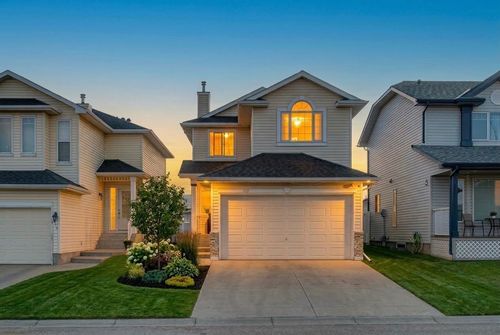232 San Fernando Pl Ne, Calgary, AB, T1Y7J2 | Card Image