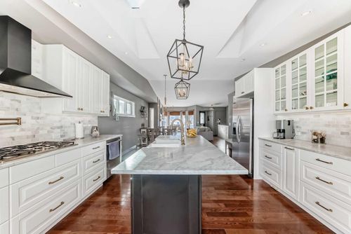 5103-52 Hidden Vale Cres Nw, Calgary, AB, T3A5B5 | Card Image