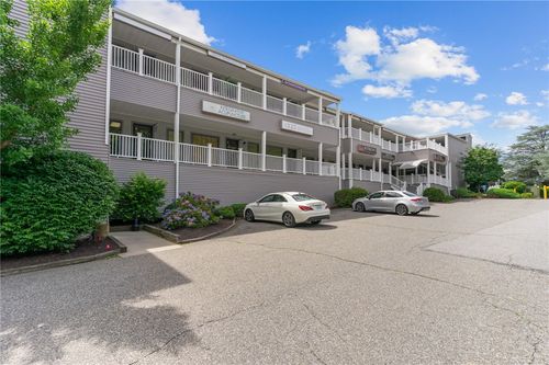 unit-24-1050 Main St, East Greenwich, RI, 02818-3164 | Card Image