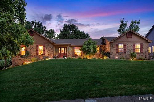 1431 Dietrich Oaks Dr, Ballwin, MO, 63021-8011 | Card Image