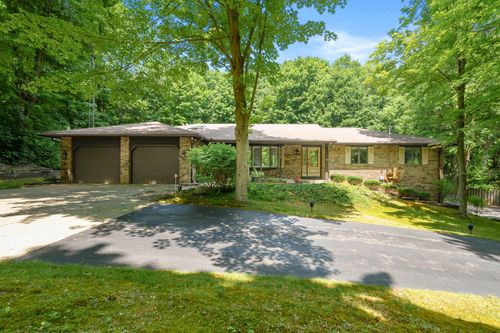 1130 W G Avenue, Cooper Charter Township, MI, 49009 | Card Image