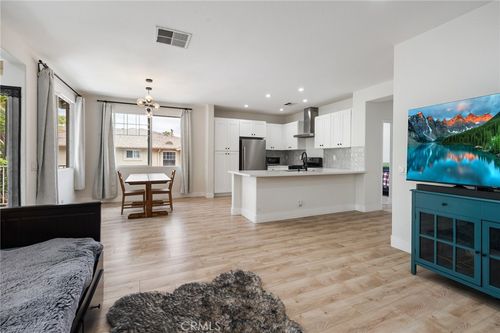 1200 Evergreen Ct, Carson, CA, 90746-7438 | Card Image