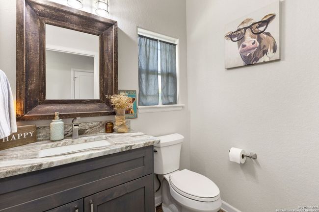494 Flash Cir, Home with 4 bedrooms, 4 bathrooms and null parking in Luling TX | Image 15