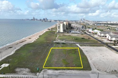4421 N Shoreline Blvd, Corpus Christi, TX, 78402 | Card Image