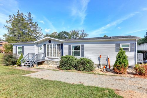 545 Black Rock Rd, Rocky Mount, VA, 24151-5585 | Card Image