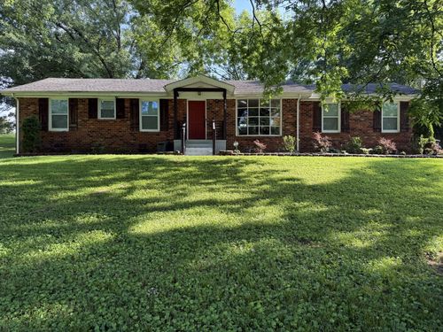 149 Neverbreak Dr, Hendersonville, TN, 37075-4952 | Card Image