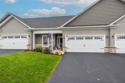 49 Timber Creek Trail, Gates, NY, 14606 | Card Image