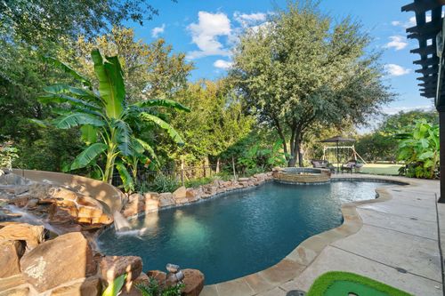 8331 Buffalo Dr, Lantana, TX, 76226-5524 | Card Image