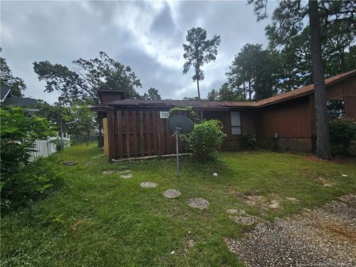 735 Hedgelawn Way, Fayetteville, NC, 28311-6601 | Card Image