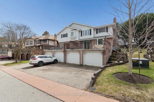 3-481 Beechwood Dr, Waterloo, ON, N2T1H8 | Card Image