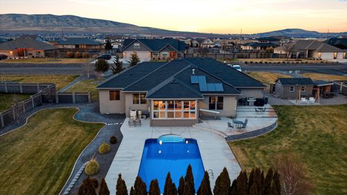 74203 E Reata Rd, Kennewick, WA, 99338-6518 | Card Image