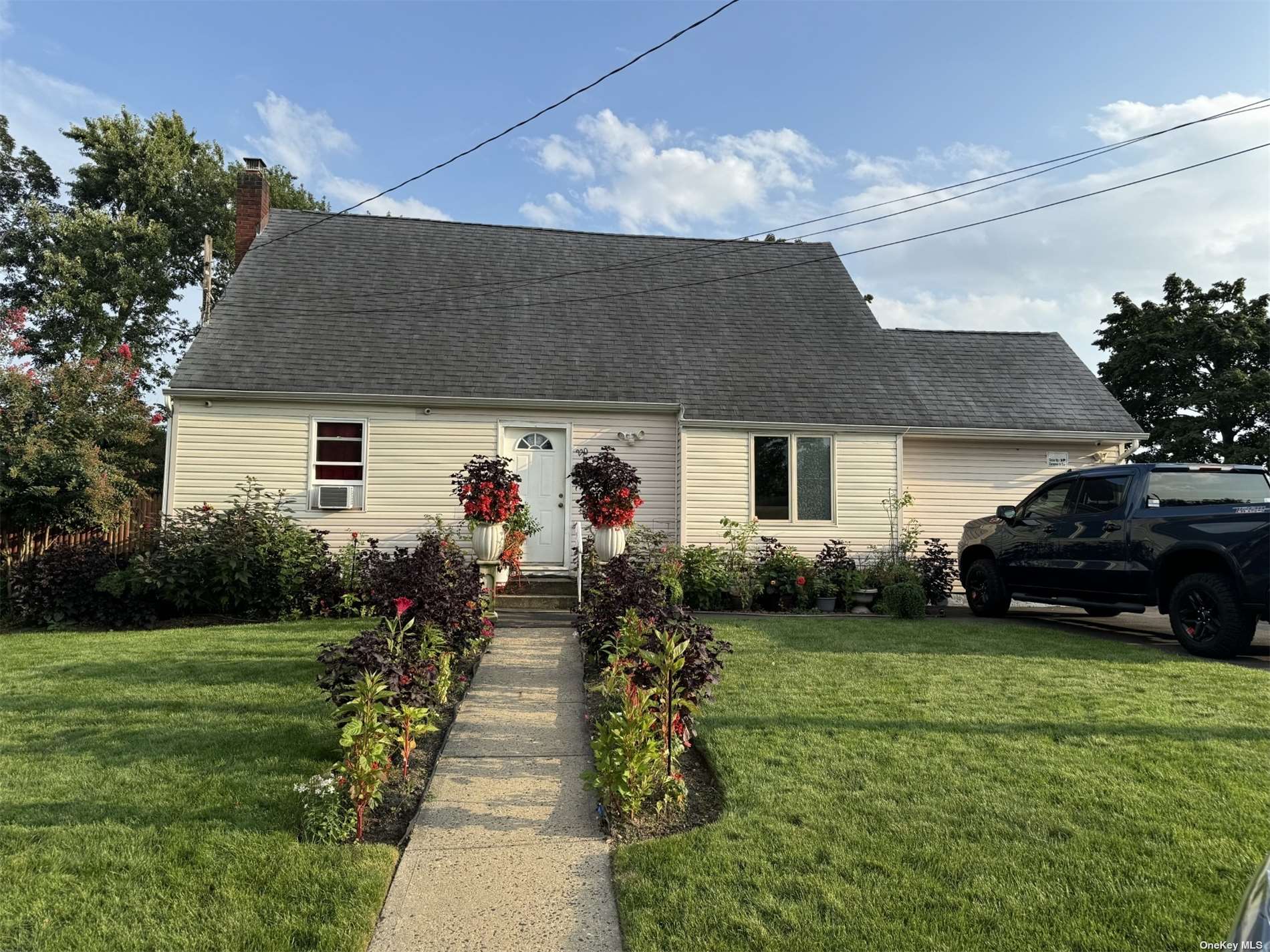 Saint Johns St, Central Islip, NY 11722