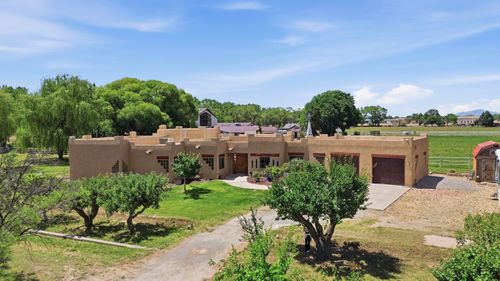 458 Calle De Wences, Los Lunas, NM, 87031-9300 | Card Image