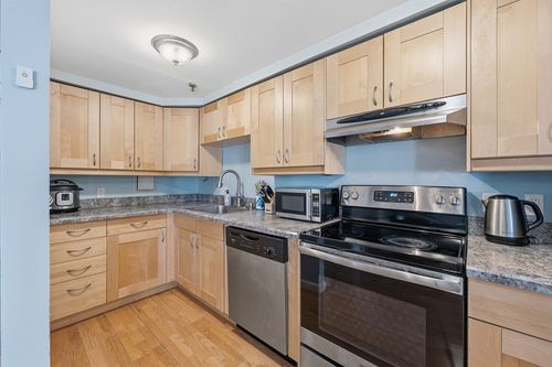 apt-217-200 Market St, Lowell, MA, 01852-6238 | Card Image
