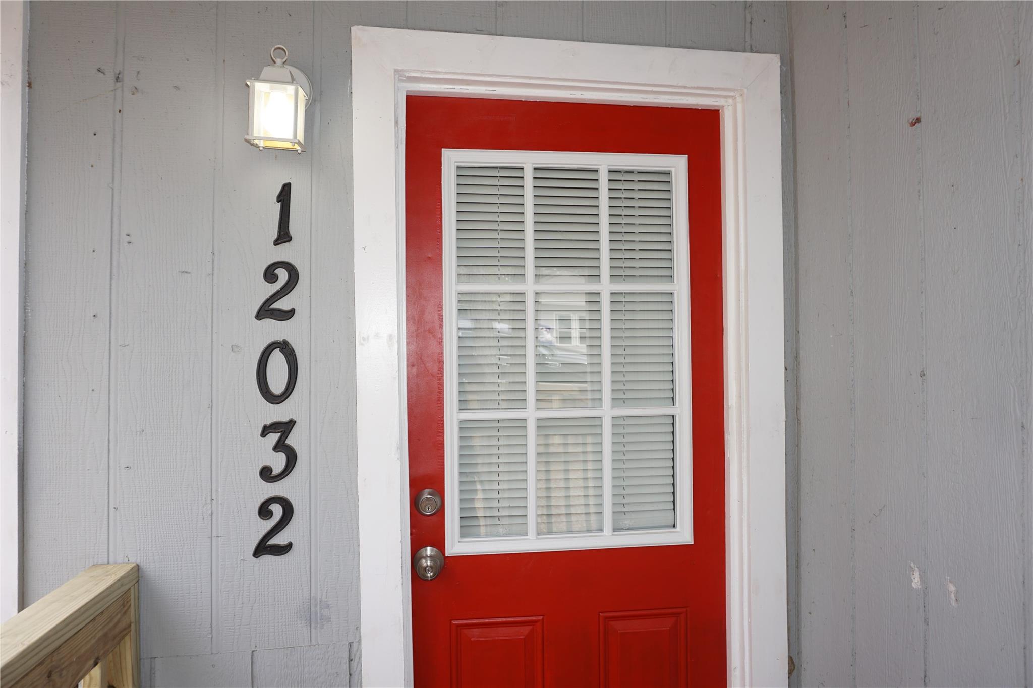 Residential Lease in Willis 5