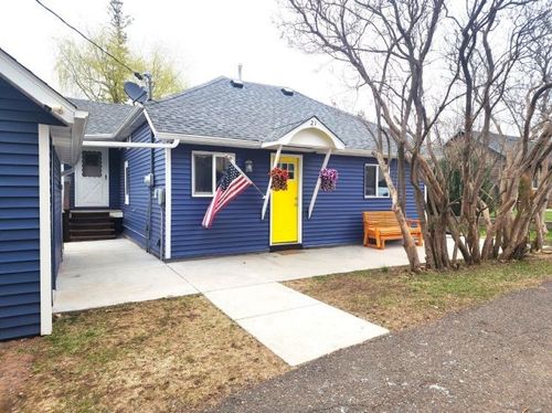 21 N Main St, LUCK, WI, 54853-4905 | Card Image
