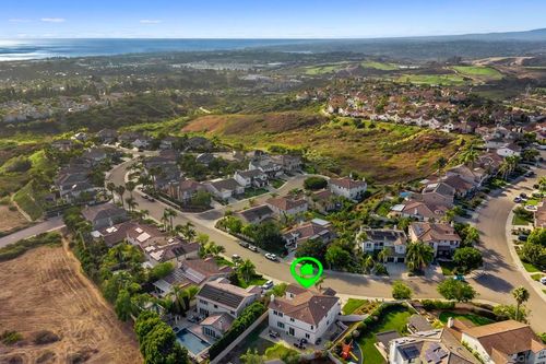 1557 Regatta Rd, Carlsbad, CA, 92011-4038 | Card Image