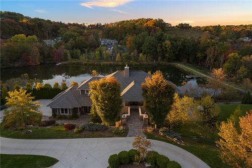 535 Macleod Dr, Gibsonia, PA, 15044-8959 | Card Image