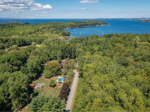 107 Eagles Rest Rd, Shelburne, VT, 05482-7624 | Card Image
