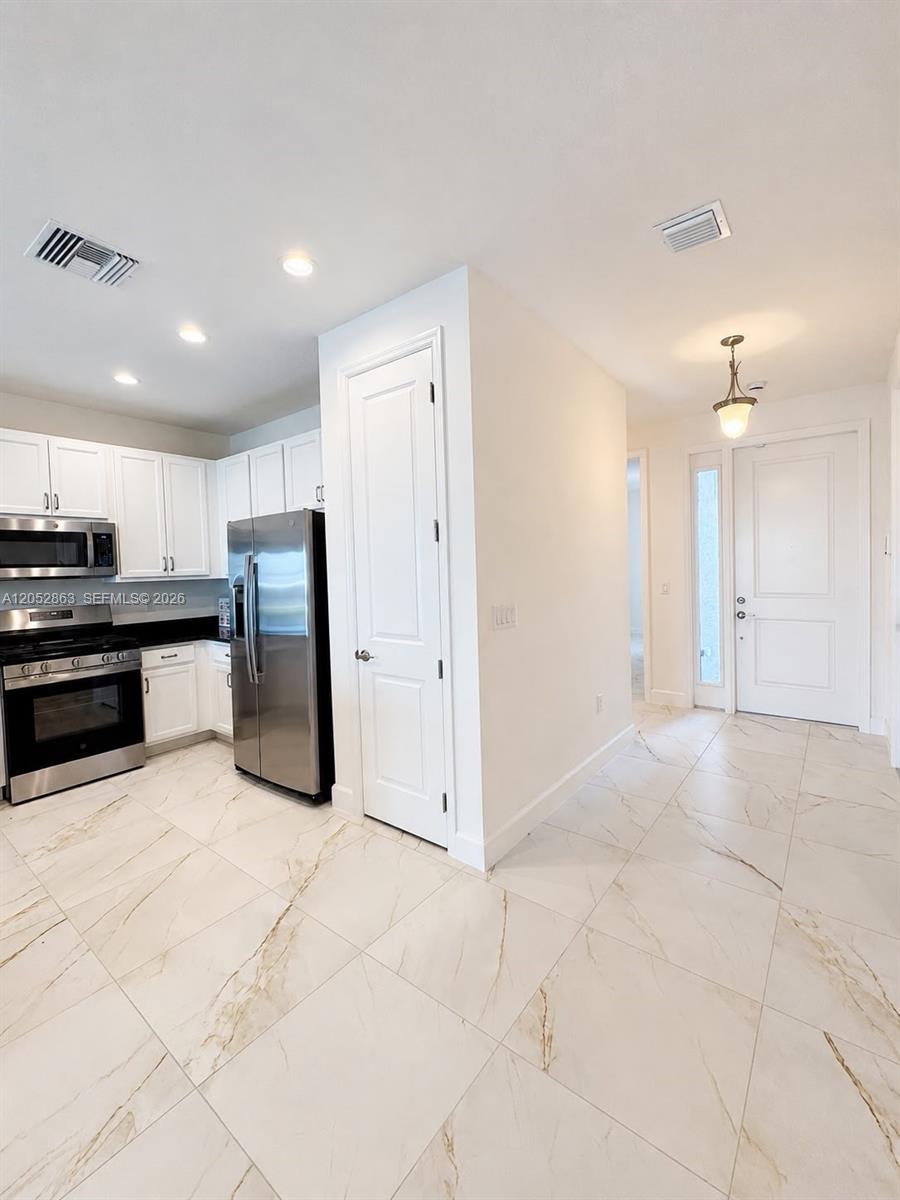 Residential Lease in Port St. Lucie 5