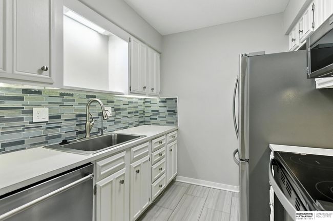 APT-124C - 12727 W Dodge Rd, Condo with 2 bedrooms, 2 bathrooms and 1 parking in Omaha NE | Image 12