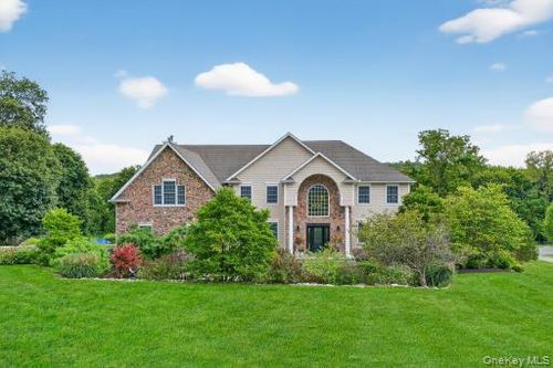 43 Kayla Ln, Mahopac, NY, 10541-2793 | Card Image
