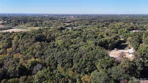 23 Plantation Oaks Ln, O Fallon, MO, 63366-1379 | Card Image