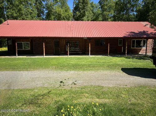9413 E Petersville Rd, Trapper Creek, AK, 99683 | Card Image