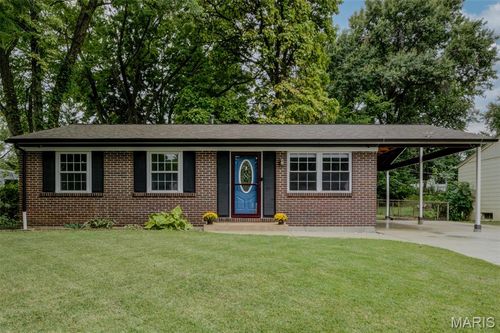 3215 Janton Ln, Saint Charles, MO, 63301-0323 | Card Image
